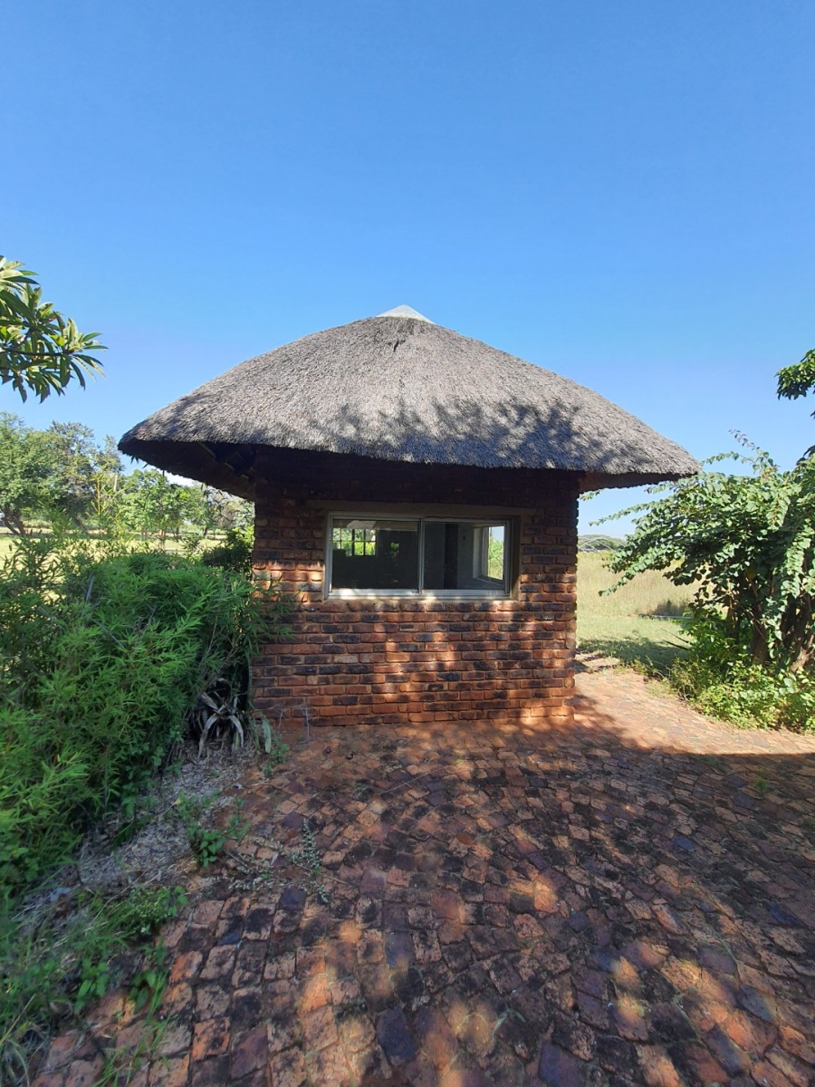  Bedroom Property for Sale in Hartbeespoort Rural North West